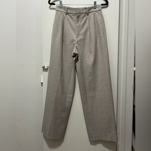 Uniqlo Women’s Beige Plaid Dress Pants